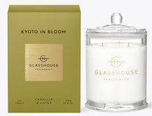 Load image into Gallery viewer, Posie Bouquet with Glasshouse Candle