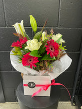 Load image into Gallery viewer, Festive Box Arrangement