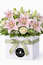 Load image into Gallery viewer, White Roses &amp; Lillys
