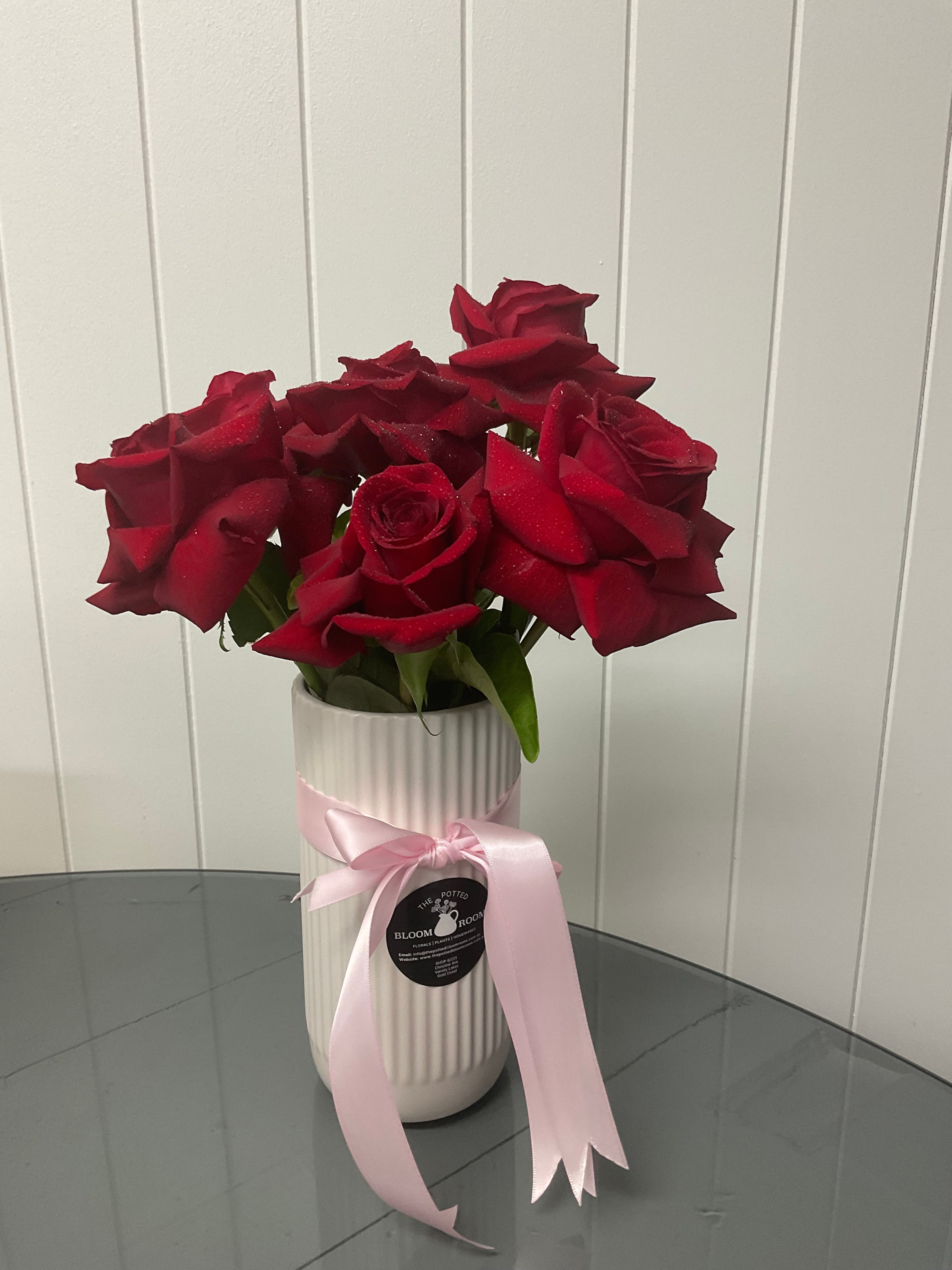 CUPIDS HALF DOZ LOVE VASE