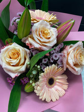 Load image into Gallery viewer, FLORIST CHOICE
