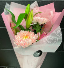 Load image into Gallery viewer, BUDS &amp; LILLYS
