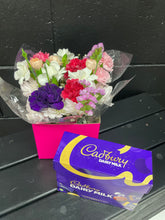 Load image into Gallery viewer, Baby Box Blooms
