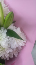 Load and play video in Gallery viewer, Potted Bloom CLASSIC WHITES &amp; GREENS
